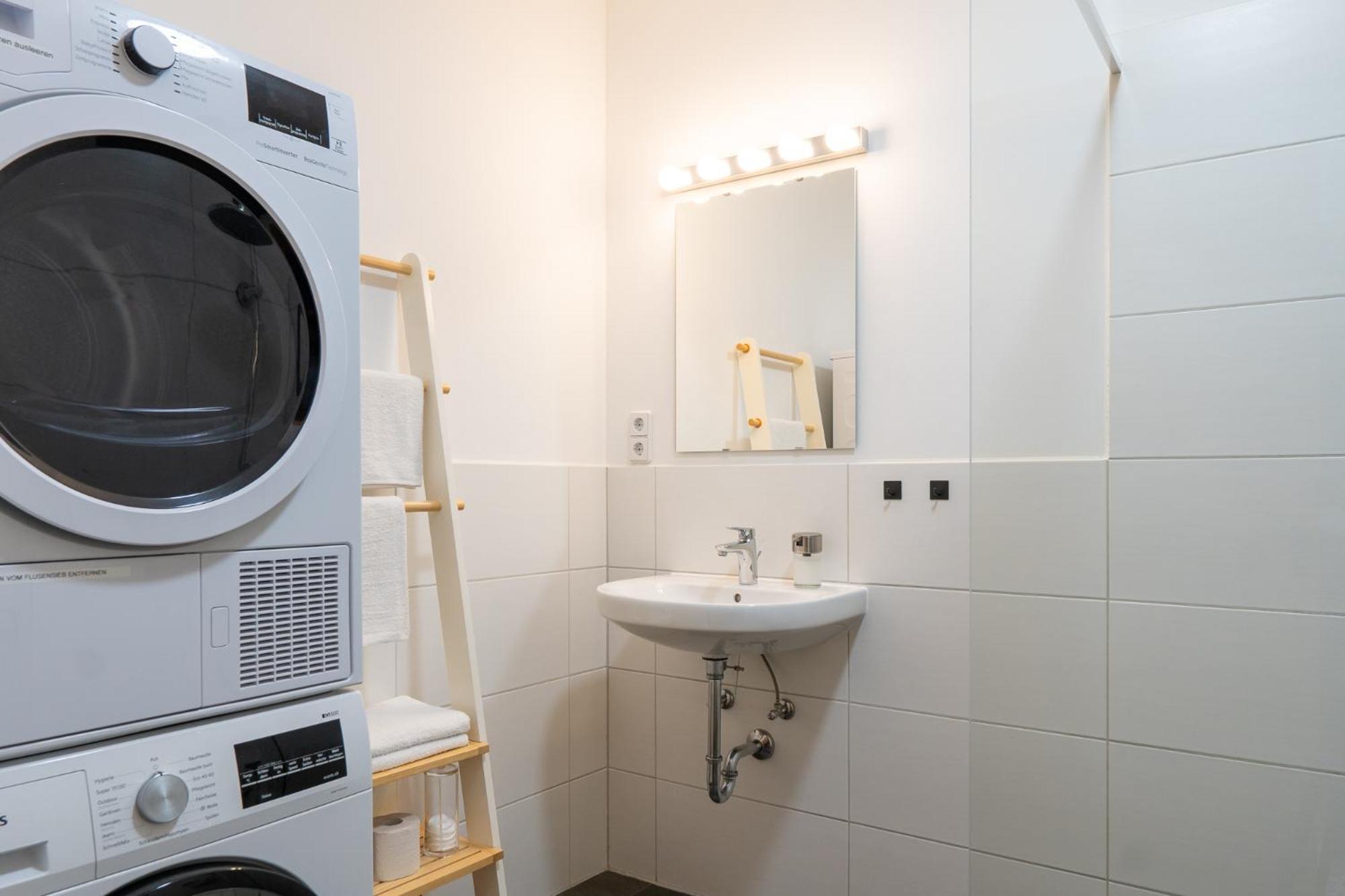 Luxurioeses Apartment, 10Min Innenstadt, Parkplatz Erfurt Extérieur photo